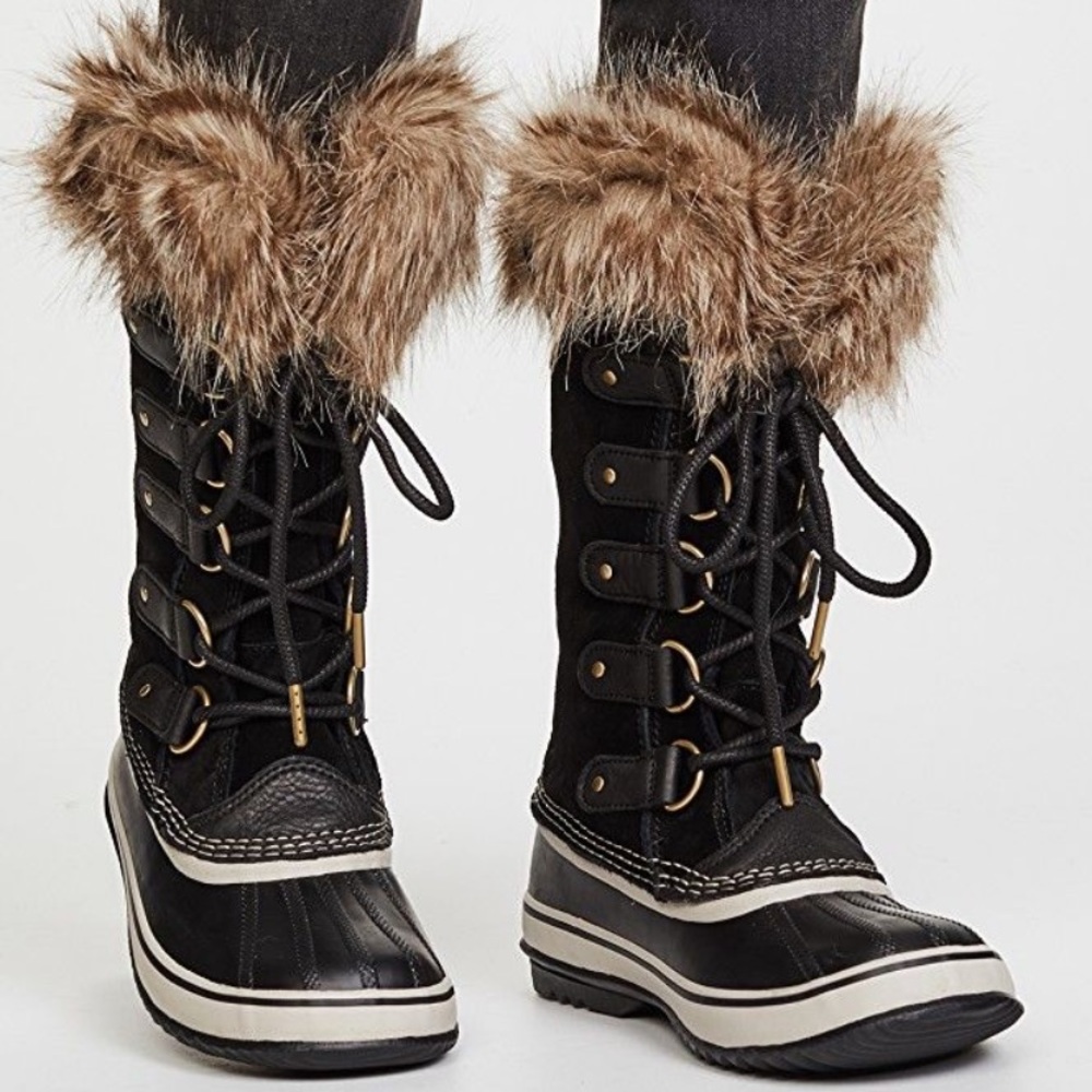 Black furry SOREL winter boots